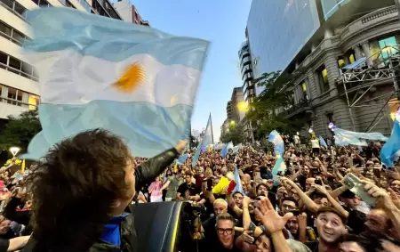 Javier Milei se mostr� como un hincha activo en las redes sociales en la victoria frente Egipto.