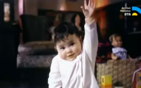 Yo soy una chica del 2000, ic�nica publicidad de Ramiro Agulla