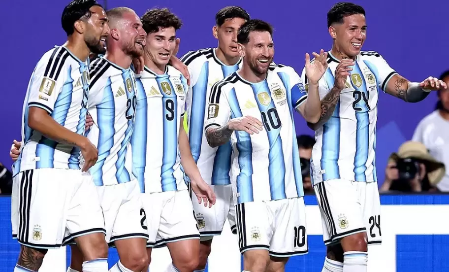 La Selección Argentina se prepara para la seminal contra Inglaterra