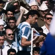 A d�as de Inglaterra, el legado de Ratt�n: por qu� su gesto con un bander�n ingl�s es el faro de la Selecci�n