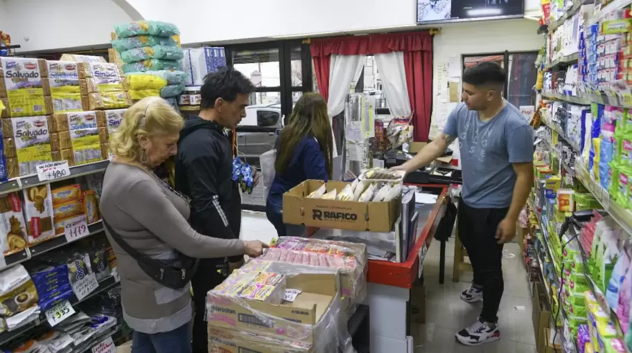 Ventas minoristas: primer dato positivo tras 13 meses.