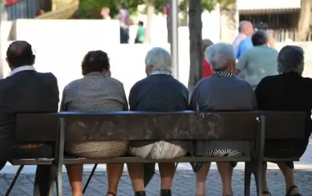 Aseguran que depender �nicamente de la jubilaci�n ya no alcanza para sostener el nivel de vida.