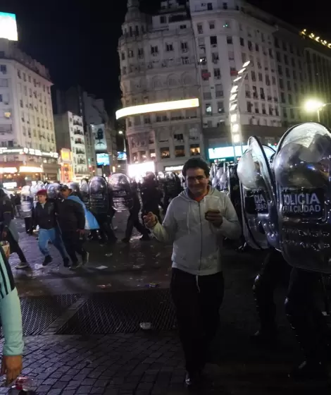 La represi�n de la Polic�a de la Ciudad tambi�n se vio tras los festejos de Argentina - Egipto.