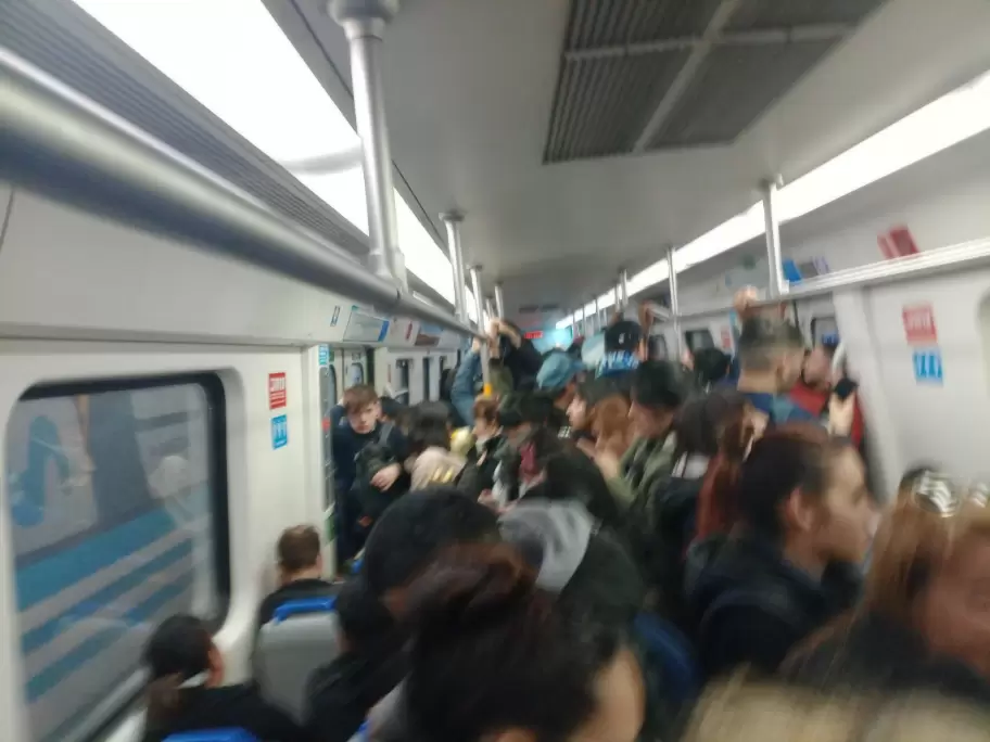 Caos, bronca y desesperación en trenes, subtes y colectivos