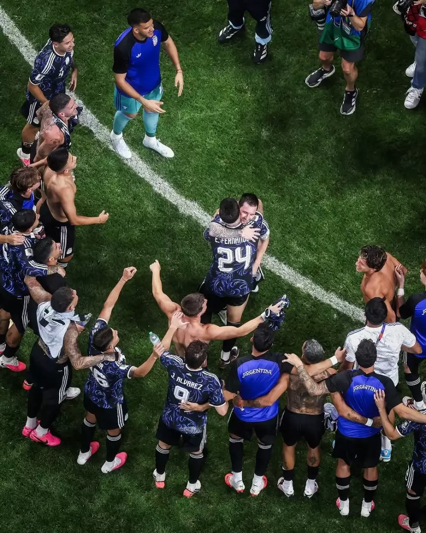 Selección Argentina después del triunfo a Inglaterra