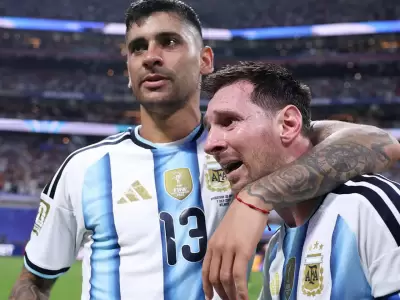 El Cuti Romero y Lionel Messi