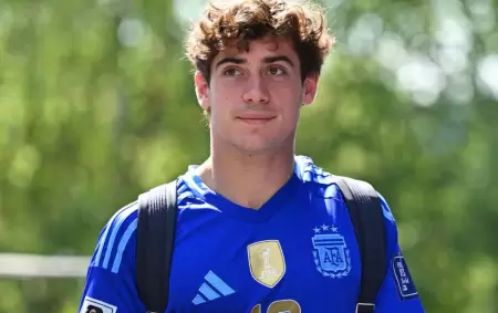 Franco Colapinto lleg� con la 10 de Lionel Messi a las pr�cticas del Gran Premio de B�lgica.