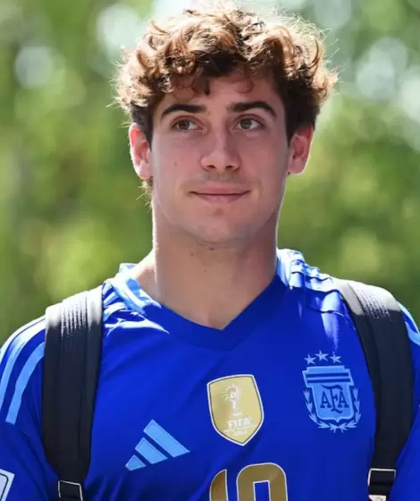 Franco Colapinto lleg� con la 10 de Lionel Messi a las pr�cticas del Gran Premio de B�lgica.