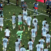 Ezeiza palpita el aterrizaje de la Selección: más de 2.000 policías en un megaoperativo de seguridad