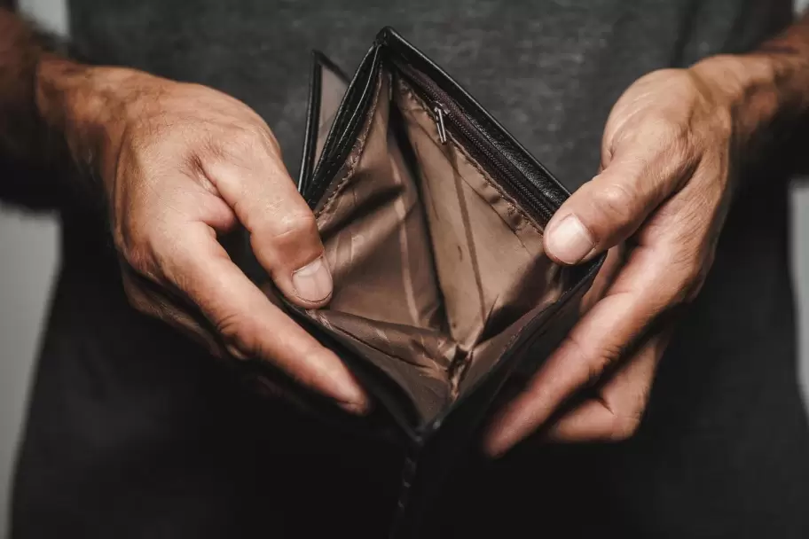 Más de 10 millones de trabajadores ganan menos de $1,5 millones por mes