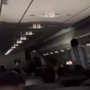 El cruel engaño a hinchas argentinos en un avión: el piloto les hizo creer que la Selección había ganado el Mundial