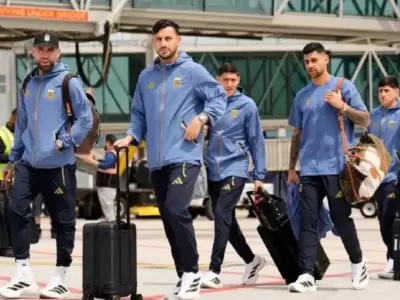 Los futbolistas de la Scaloneta volvieron sin la copa y su familia los banc�.