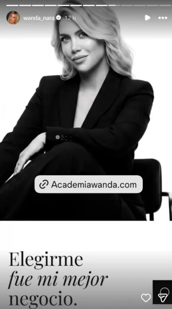 "Elegirme fue mi mejor negocio", es el lema del curso lanzado por Wanda Nara