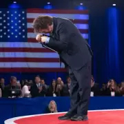 Paradoja libertaria: arancel para el extranjero pobre, pero alfombra roja y tierras para los "tech-ricos" de Silicon Valley