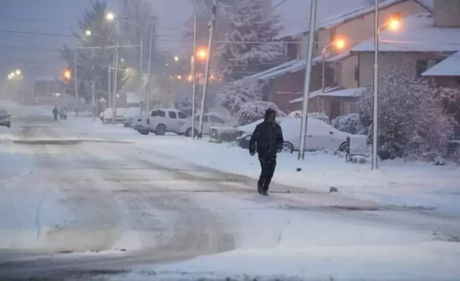 Bariloche est� bajo nieve