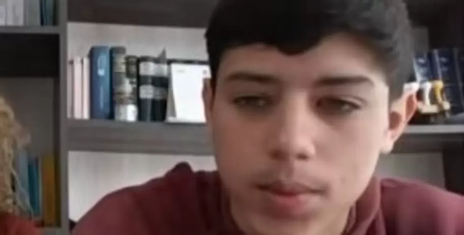 Lucas Ruiz de 17 a�os es hijo de Luc�a Sosa, la madre de la ni�a muerta en Villa Gesell, y la responsabiliz� del deceso de ella y otras dos hermanas.