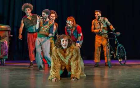 Waminix est� durante las vacaciones de invierno de mi�rcoles a domingo en la sala de M�xico de Timbre 4.