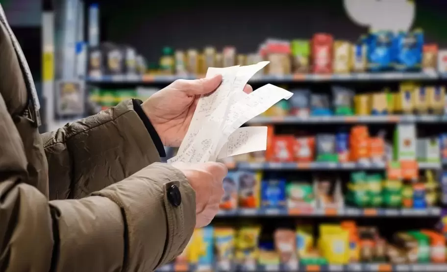 Pese a la desaceleraci�n de la inflaci�n, el consumo sigue en ca�da