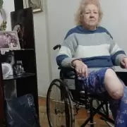 Tiene 82 años, perdió una pierna y su único sueño es volver a ponerse de pie: "Para mí la prótesis es inalcanzable"