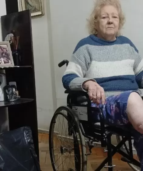 Juana Rosa Pereira necesita una pr�tesis y, como el Estado brilla por su ausencia, necesita de la ayuda de todos.