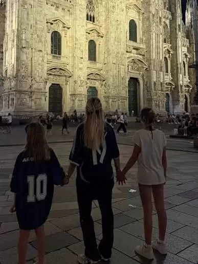 Wanda Nara está varada en Italia con sus hijas