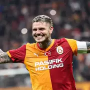 Wanda Nara tildó de "alcohólico" a Mauro Icardi y él respondió con una jugada foto de la China Suárez