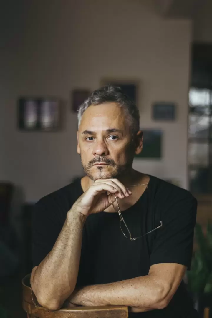 Mis Palabras, una obra de Marcelo Allasino