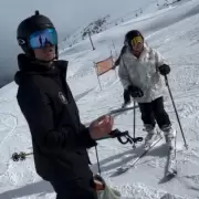 Una influencer brasileña en Chile denunció a un instructor de ski argentino: afirmó que la llamó "macaco" y la mandó a su país