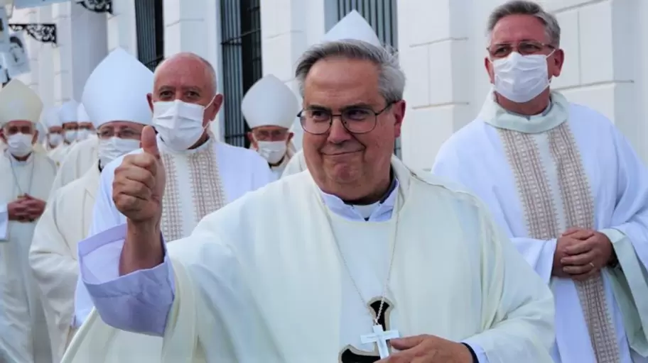 Ángel Rossi dirige la Arquidiócesis de Córdoba