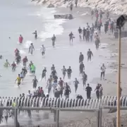 Ceuta, al borde del colapso: miles de migrantes llegaron a nado desde Marruecos al enclave espa�ol