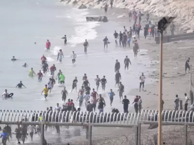 Migrantes marroqu�es entrando en sue�o espa�ol
