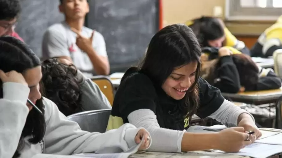 El 74,6% de los j�venes termin� la secundaria