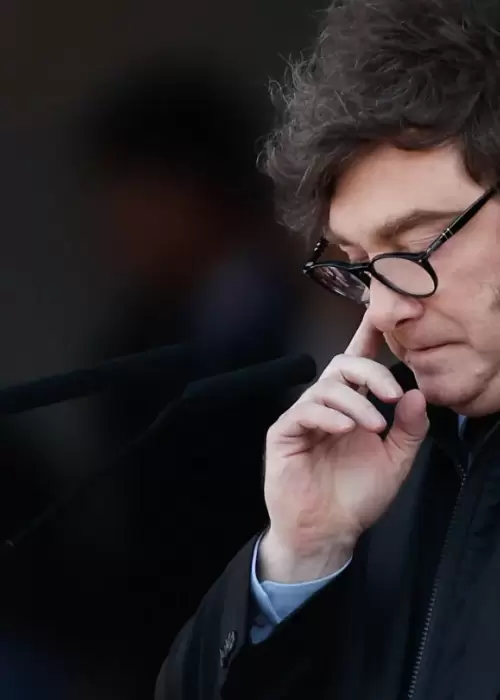 Milei anunci� un proyecto para un "shutdown" del Estado en caso de que no se cumpla con las metas del d�ficit fiscal.
