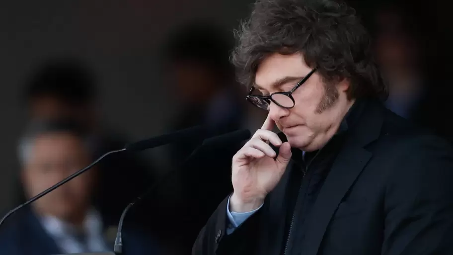 Milei anunció un proyecto para un "shutdown" del Estado en caso de que no se cumpla con las metas del déficit fiscal.