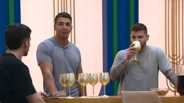 Agustín Trolio en Love is Blind