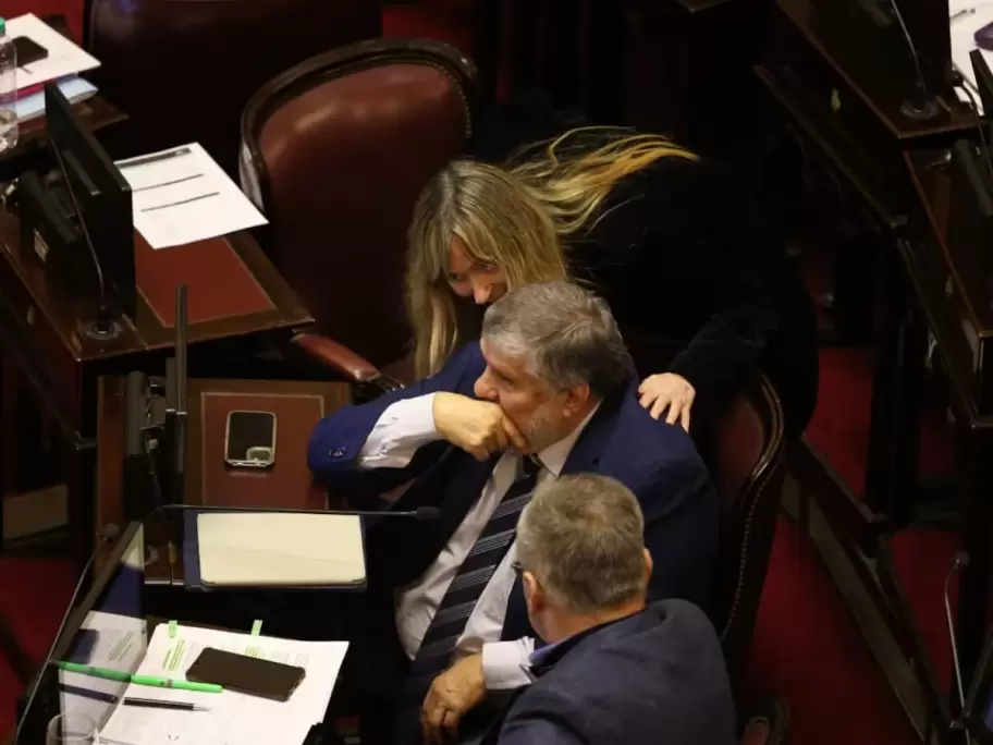 El Gobierno vuelve a modificar la Ley de Tierras para conseguir los votos en el Senado