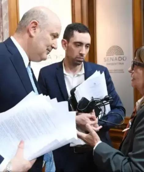 Federico Sturzenegger negocia con Patricia Bullrich