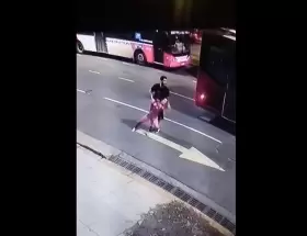 Una madrugada de descontrol, videos impactantes y una causa por violencia de g�nero: el esc�ndalo que dej� a Facundo Moyano detenido
