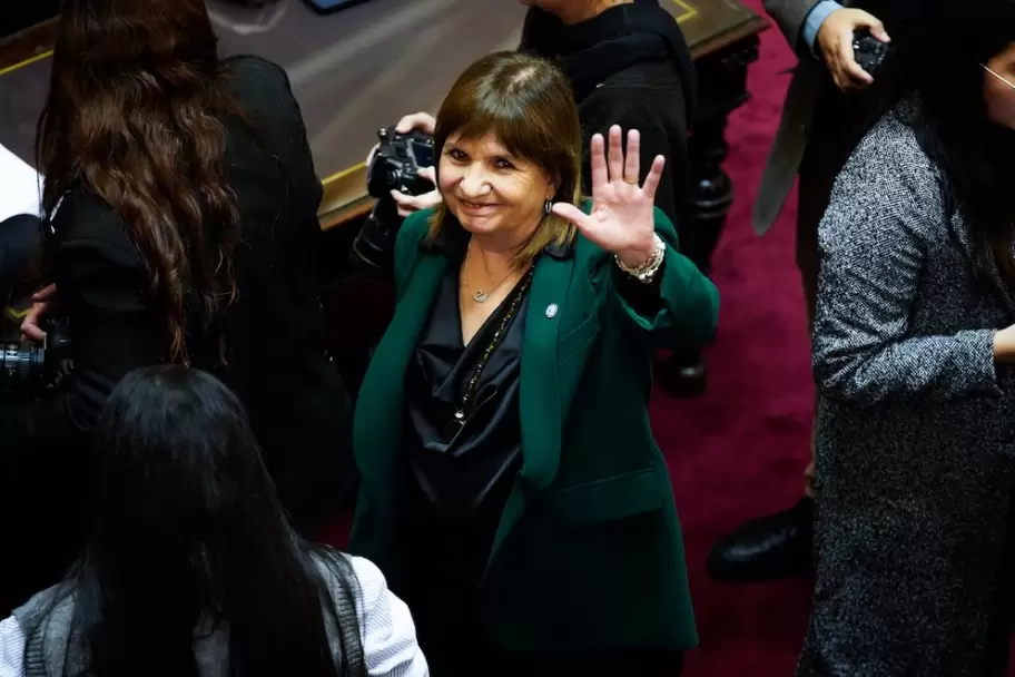 Con cambios de último momento y fuertes críticas, el Senado debate la ley de propiedad privada que impulsa Milei