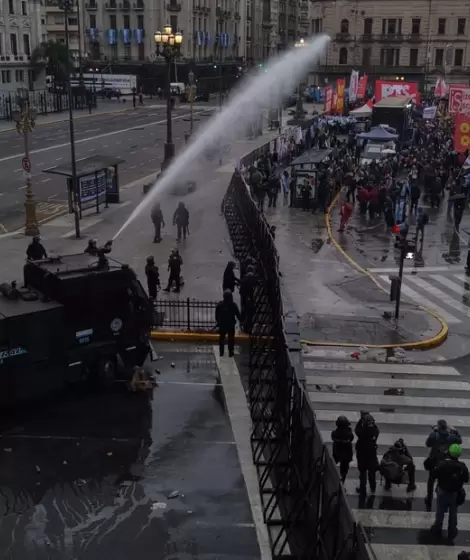 Las fuerzas de seguridad reprimieron sin haber recibido ning�n tipo de ataque por parte de las organizaciones sociales que se manifestaron.