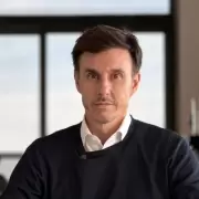 Ángel de Brito ninguneó a Roberto García Moritán tras los rumores de romance con Emily Ceco