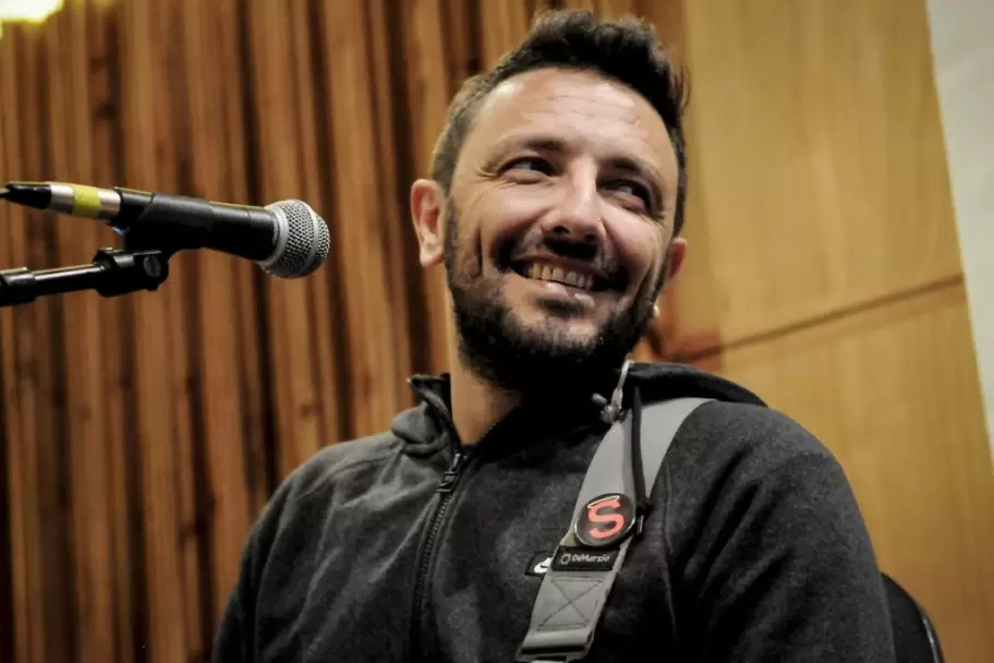 Emiliano Brancciari, cantante de la banda uruguaya No te va a Gustar.