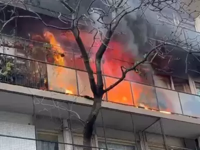 Feroz incendio en el edificio lindero al departamento de Cristina Kirchner