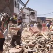Colombia, bajo los escombros: el terremoto de 7,4 ya dejó 111 muertos, decenas de edificios derrumbados y escenas de desesperación