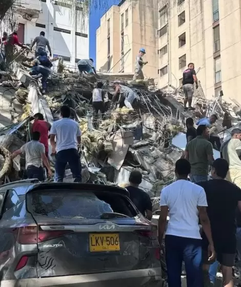Colombia, bajo los escombros: un terremoto devastador dej� al menos 280 muertos