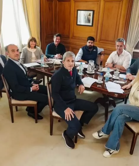 La reuni�n de la mesa pol�tica del Gobierno.
