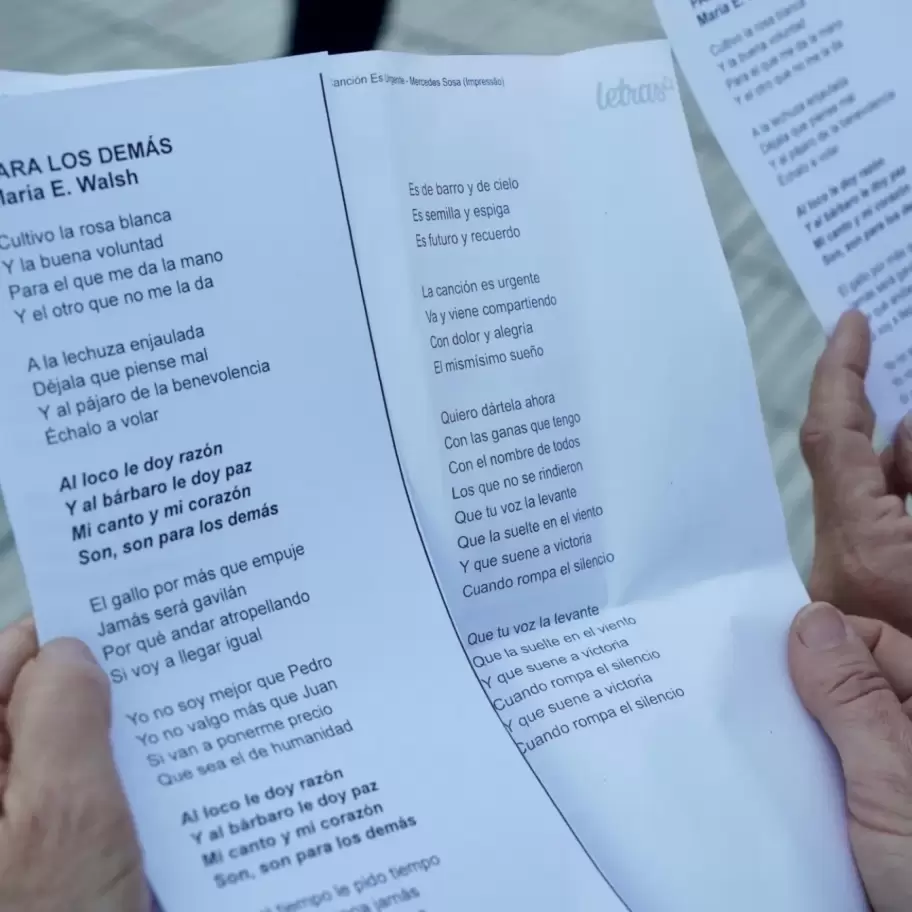 El Coro Nacional de Niños actuó frente al ex CCK en contra de su cierre