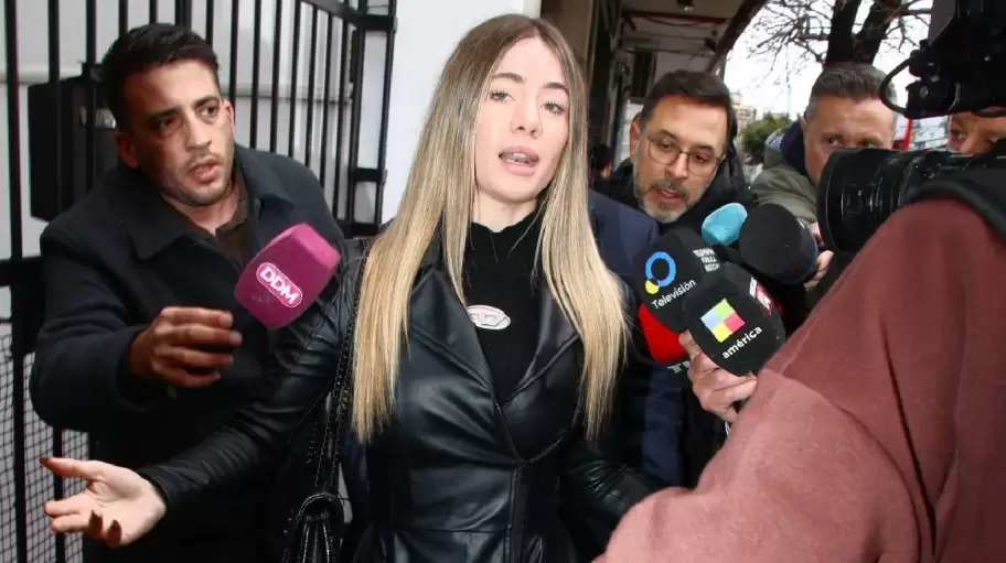 Candela Arizaga reapareció en redes con un letal mensaje