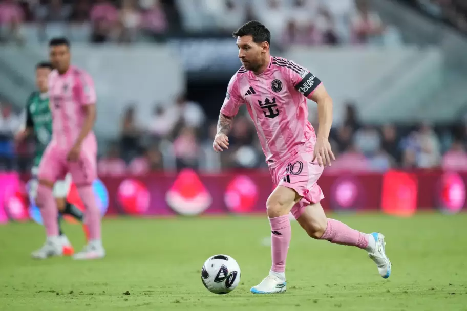 Lionel Messi volvió a jugar tras el fallecimiento de su papá