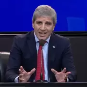 Caputo flexibiliza los cr�ditos en d�lares mientras la mora se dispara: el Gobierno apuesta otra vez al mercado